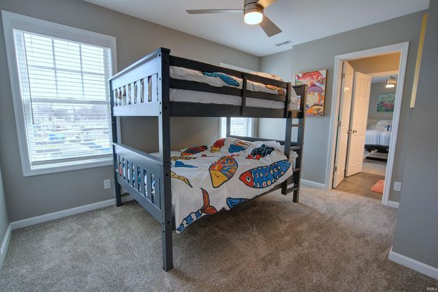 35 Ems B40f Lane, Leesburg, IN 46538