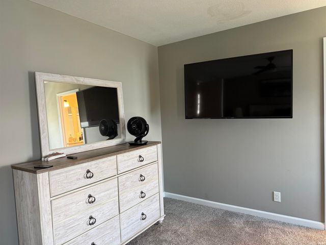 35 Ems B40f Lane, Leesburg, IN 46538