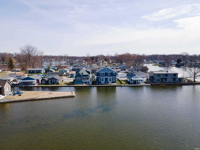 35 Ems B40f Lane, Leesburg, IN 46538