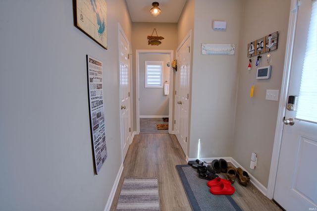 35 Ems B40f Lane, Leesburg, IN 46538