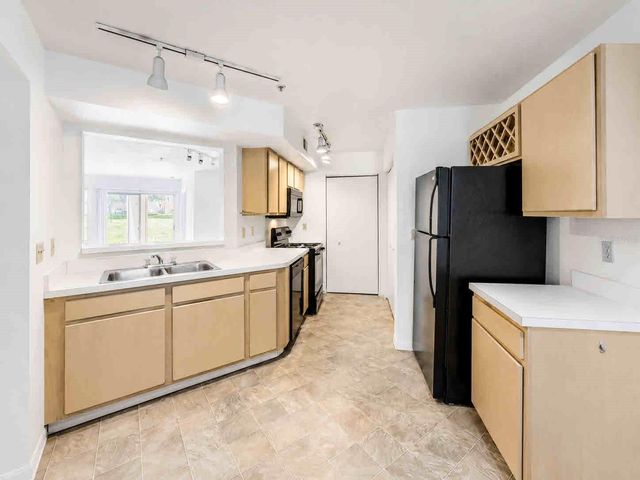 7270 WESTPOINTE BOULEVARD 910, Orlando, FL 32835