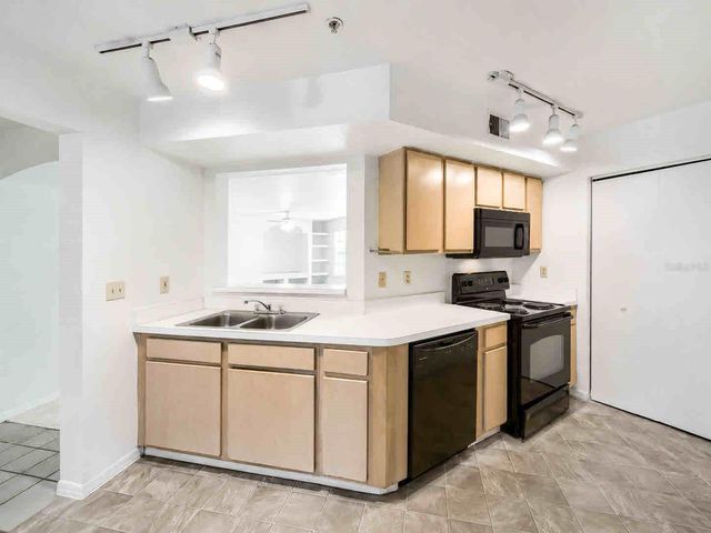 7270 WESTPOINTE BOULEVARD 910, Orlando, FL 32835