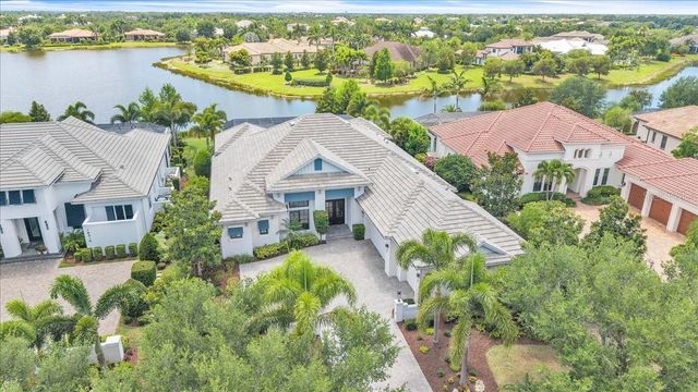 16306 DAYSAILOR TRAIL, Lakewood Ranch, FL 34202