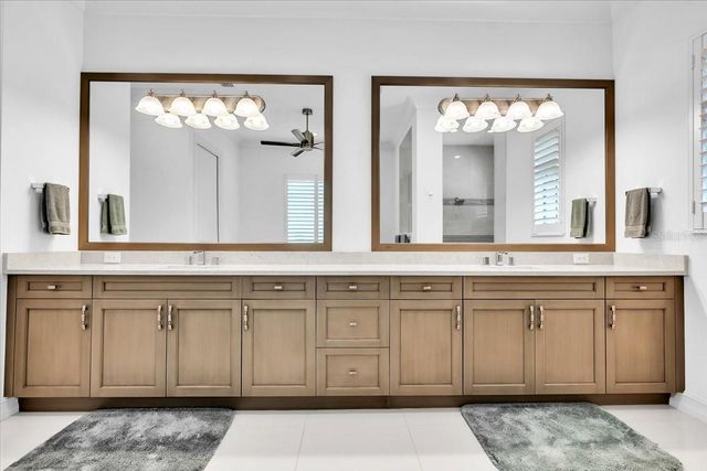 16306 DAYSAILOR TRAIL, Lakewood Ranch, FL 34202