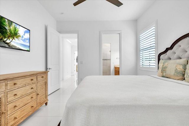 16306 DAYSAILOR TRAIL, Lakewood Ranch, FL 34202