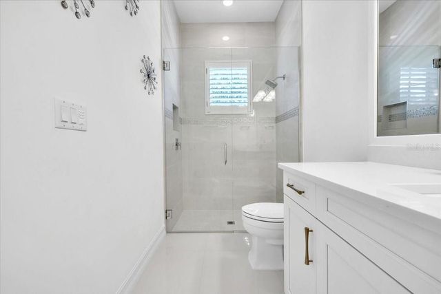 16306 DAYSAILOR TRAIL, Lakewood Ranch, FL 34202