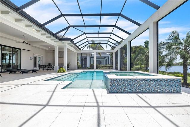 16306 DAYSAILOR TRAIL, Lakewood Ranch, FL 34202