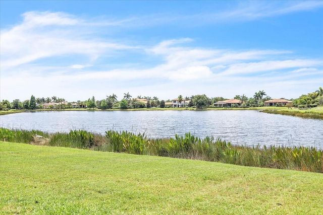 16306 DAYSAILOR TRAIL, Lakewood Ranch, FL 34202
