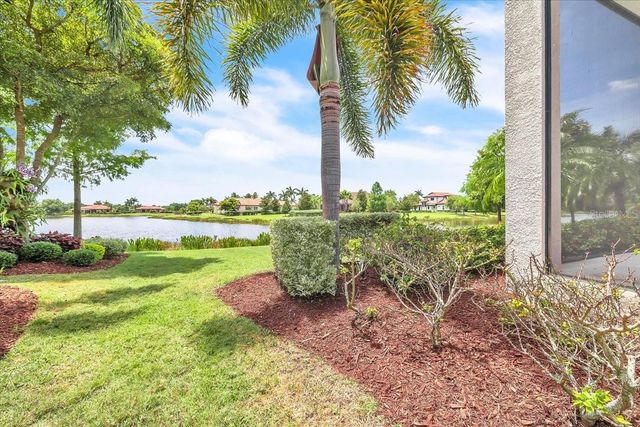 16306 DAYSAILOR TRAIL, Lakewood Ranch, FL 34202