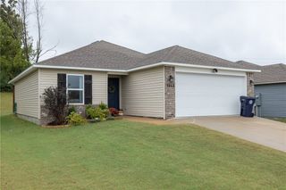 3440 Red Tail Way, Farmington, AR 72730