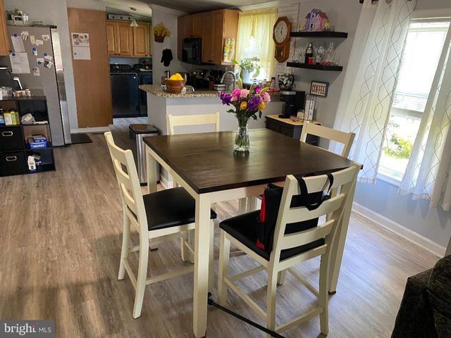 14 THOMAS LN, Sparrows Point, MD 21219