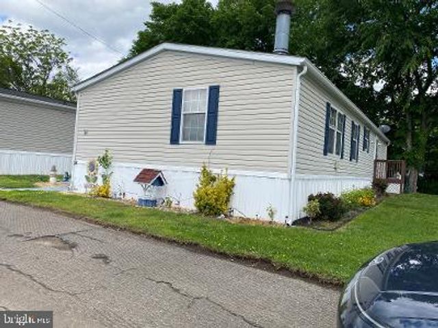 14 THOMAS LN, Sparrows Point, MD 21219