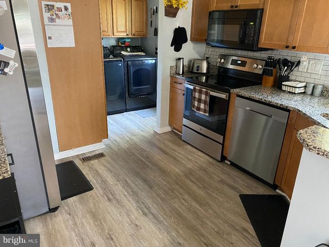 14 THOMAS LN, Sparrows Point, MD 21219