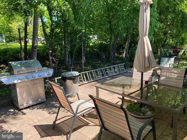 14 THOMAS LN, Sparrows Point, MD 21219