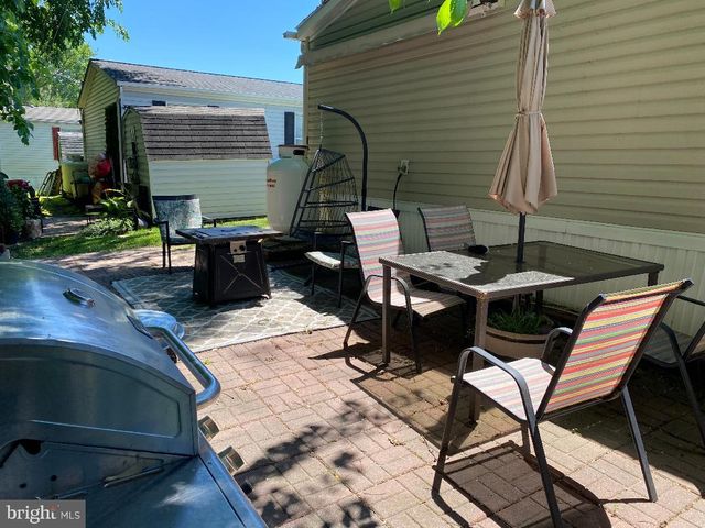 14 THOMAS LN, Sparrows Point, MD 21219