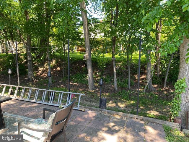 14 THOMAS LN, Sparrows Point, MD 21219