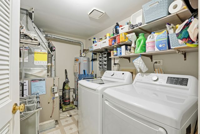 917 Patricia Lane 917, Crete, IL 60417