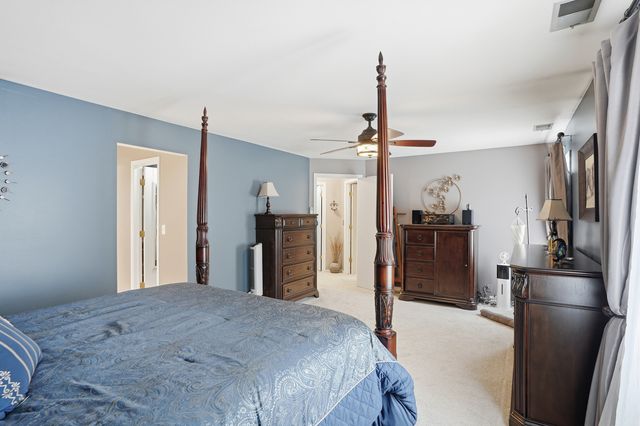 917 Patricia Lane 917, Crete, IL 60417