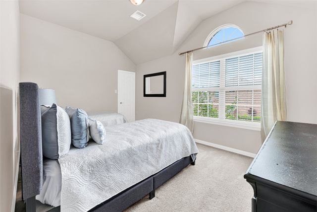 128 Chestnut Lane, Red Oak, TX 75154