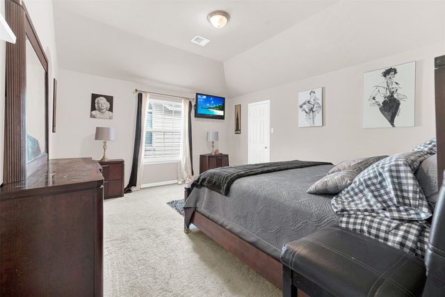 128 Chestnut Lane, Red Oak, TX 75154