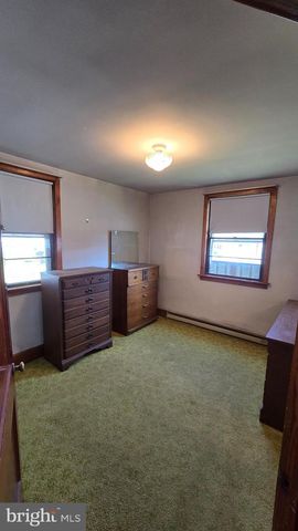 1077 PAPER MILL ROAD, Chambersburg, PA 17202