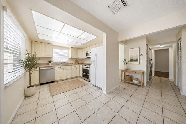 2617 BARKSDALE COURT, Clearwater, FL 33761