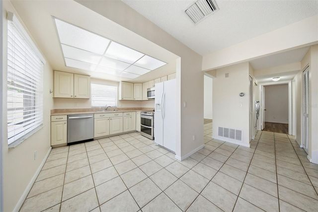 2617 BARKSDALE COURT, Clearwater, FL 33761