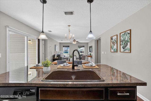 12190 ALEXANDRA Drive, Jacksonville, FL 32218