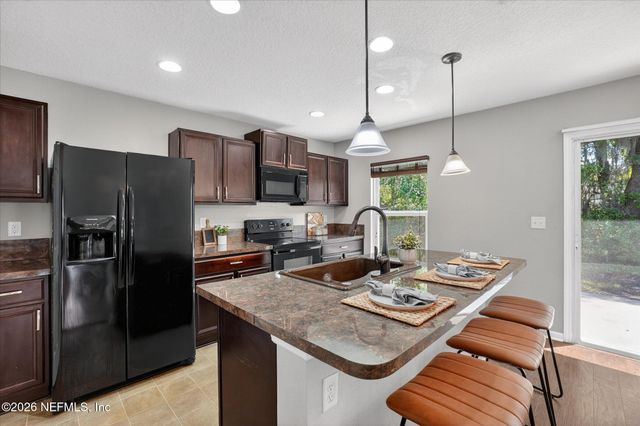 12190 ALEXANDRA Drive, Jacksonville, FL 32218