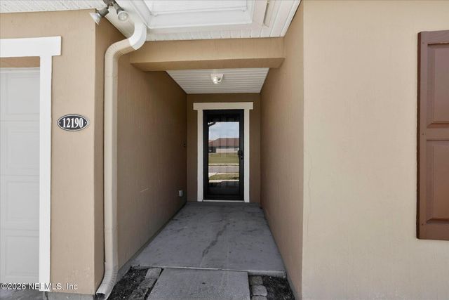 12190 ALEXANDRA Drive, Jacksonville, FL 32218