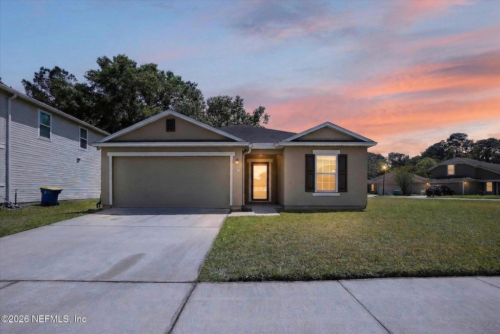 12190 ALEXANDRA Drive, Jacksonville, FL 32218