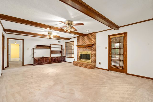 8935 W LUDGATE PL, Memphis, TN 38016