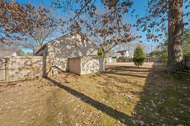 8935 W LUDGATE PL, Memphis, TN 38016