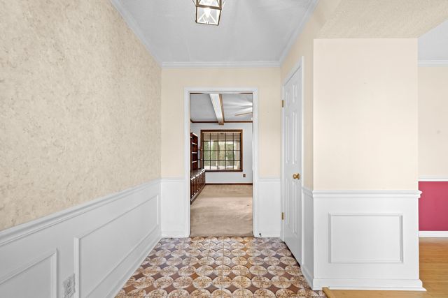 8935 W LUDGATE PL, Memphis, TN 38016