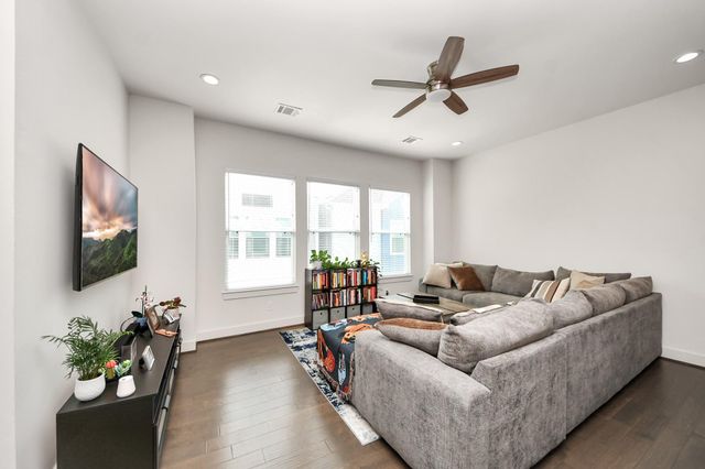 3622 Griggs Road, Houston, TX 77021