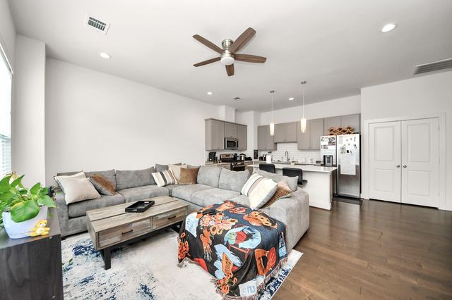 3622 Griggs Road, Houston, TX 77021