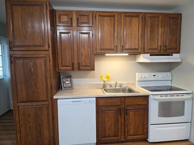 503 South St 3, Quincy, MA 02169