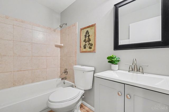 5691 Tall Oaks Drive, Miami Twp, OH 45150