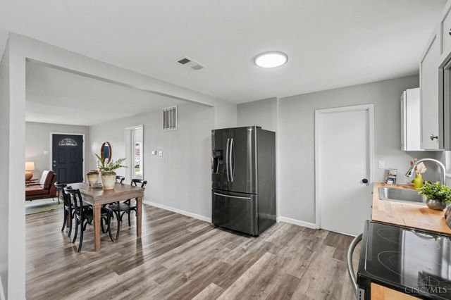 5691 Tall Oaks Drive, Miami Twp, OH 45150