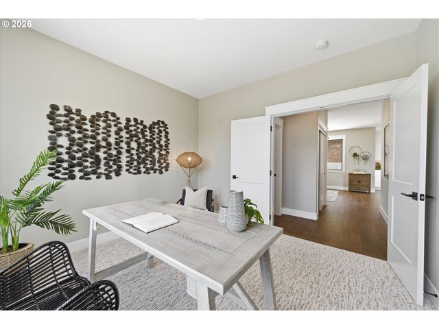 988 Nw BAKER CREST Ct, Mc Minnville, OR 97128