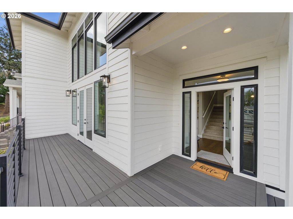 Image 3 of property listing at 988 Nw BAKER CREST Ct, Mc Minnville, OR 97128