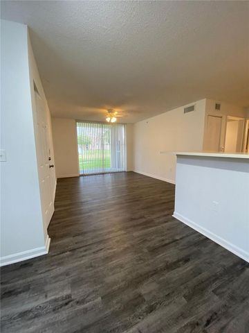 7872 Sonoma Springs Circle 102, Lake Worth, FL 33463
