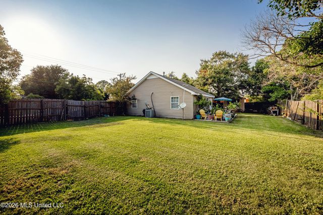 1806 Roosevelt Street, Pascagoula, MS 39567
