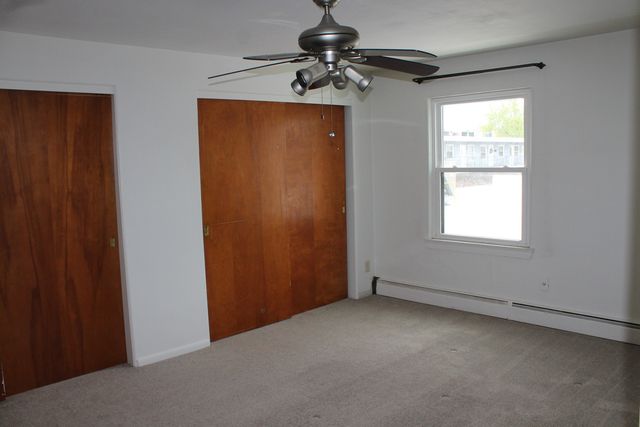 715 E State Street 204, Geneva, IL 60134
