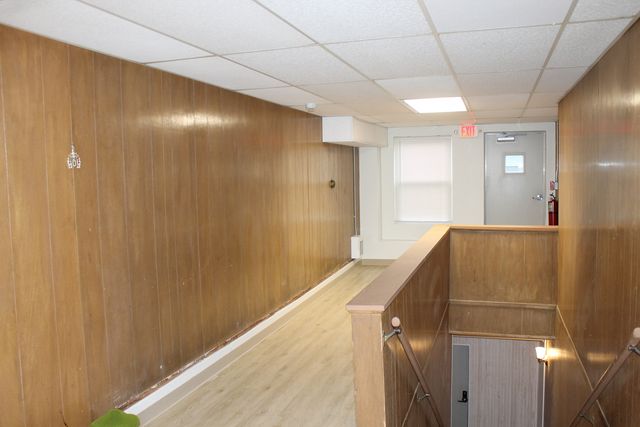 715 E State Street 204, Geneva, IL 60134