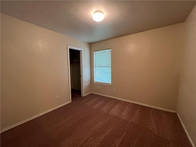 1033 Christopher Ave B, Round Rock, TX 78681