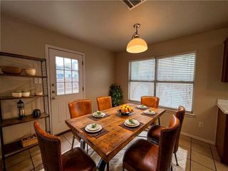 1033 Christopher Ave B, Round Rock, TX 78681