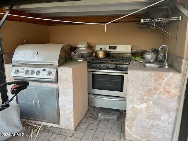 1911 E HORSESHOE Drive, Chandler, AZ 85249