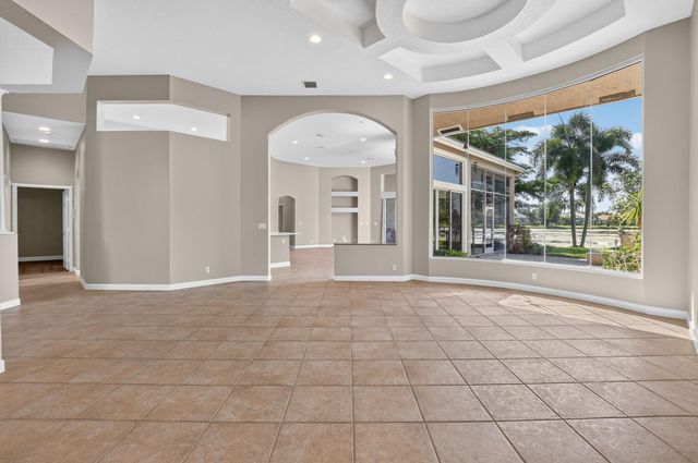 8100 Muirhead Circle, Boynton Beach, FL 33472