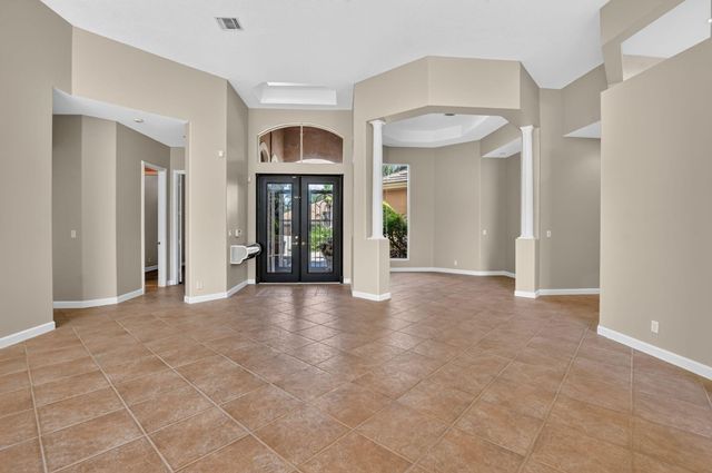 8100 Muirhead Circle, Boynton Beach, FL 33472